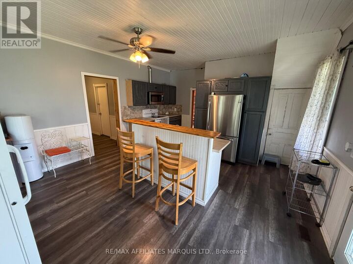 Property Photo: 14220 Dafoe Road ON K0C 1M0