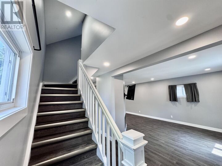Property Photo:  128 Third St W  ON P9A 3A3 