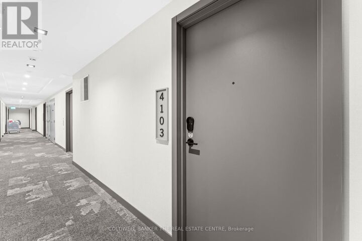 Property Photo:  634 Church Street 4103  ON M4Y 0G9 