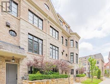 Property Photo:  2037 Queensborough Gate  ON L5M 0Y1 