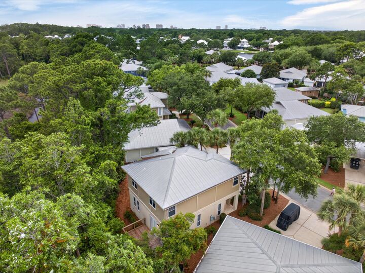Property Photo: 2019 Pine Island Circle FL 32550