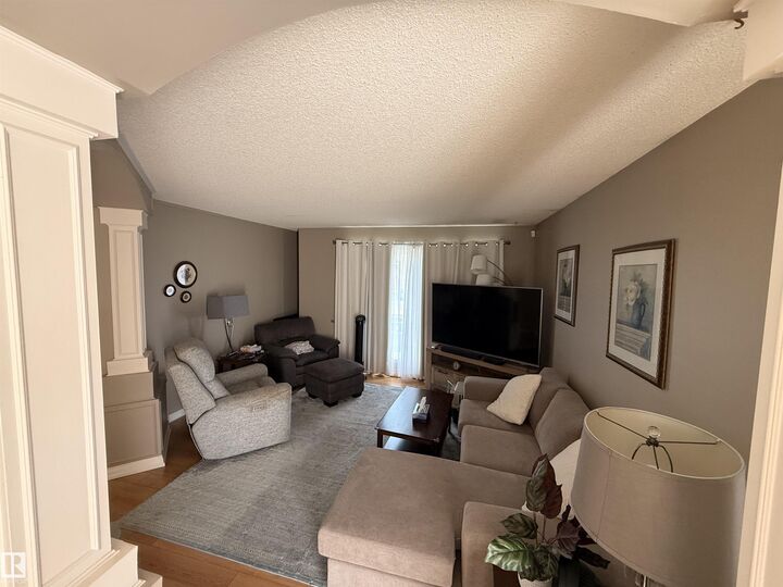 Property Photo: 10 Weston Court AB T7X 3J5