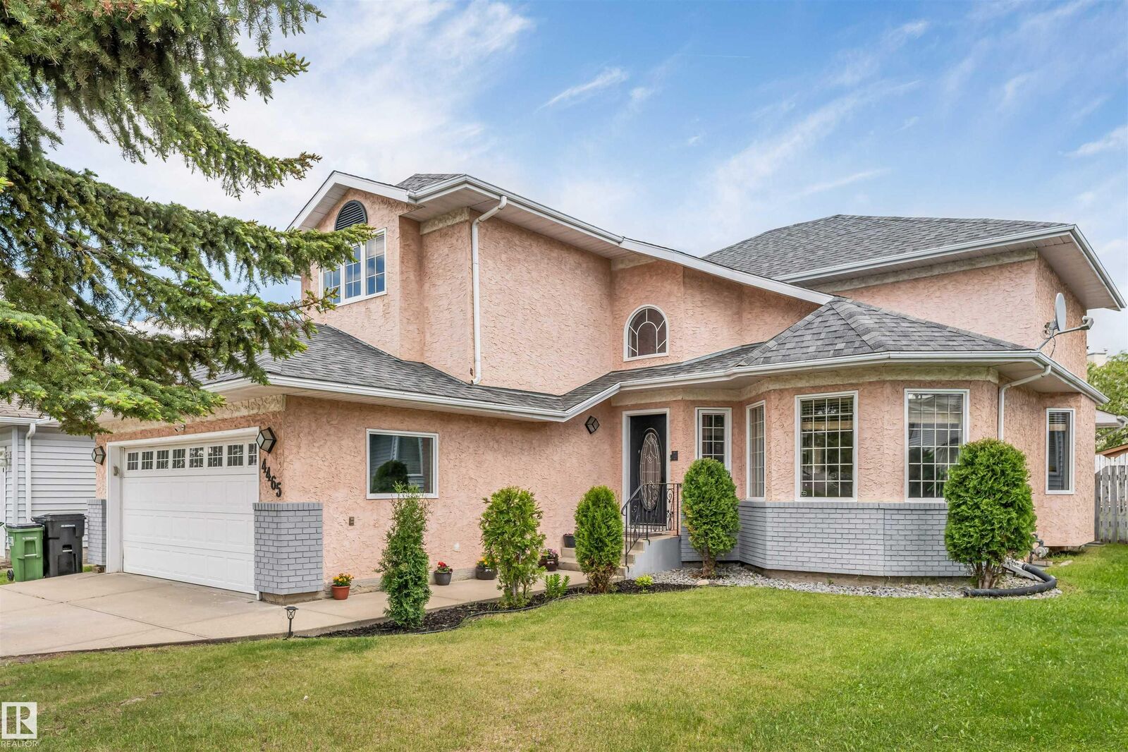 Property Photo: 4465 32A Street NW AB T6T 1E8