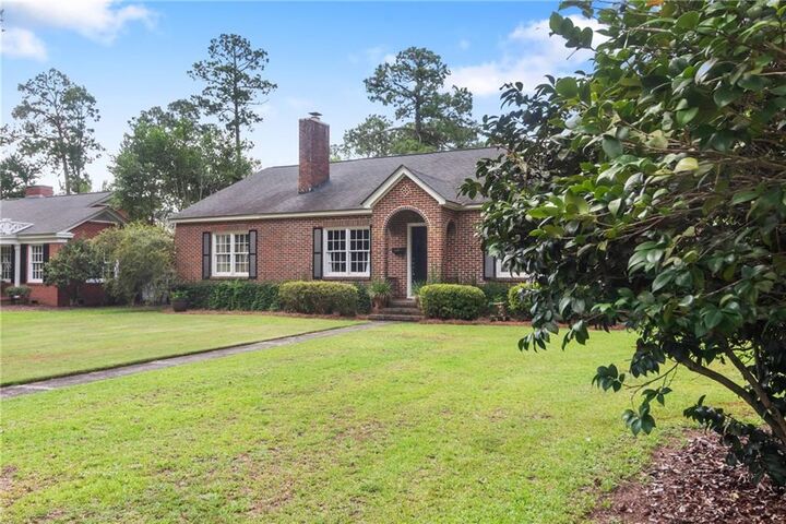 Property Photo: 910 6th Avenue GA 31701