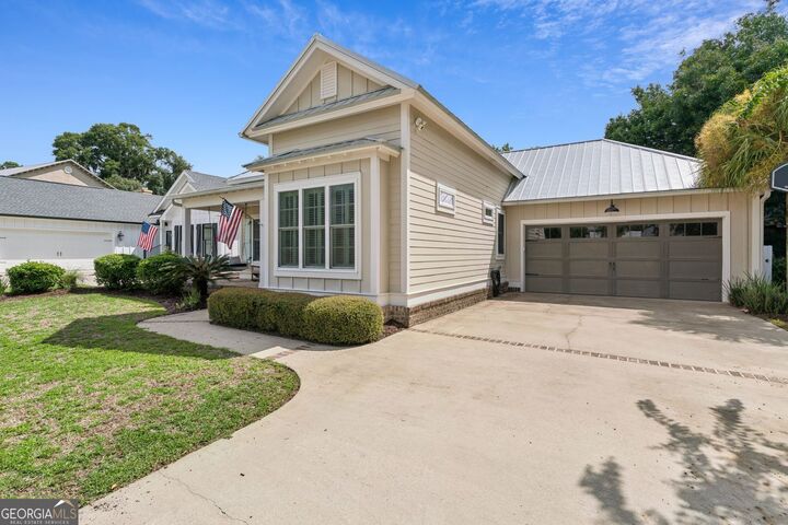 Property Photo:  180 Township Bluff Circle  GA 31522 