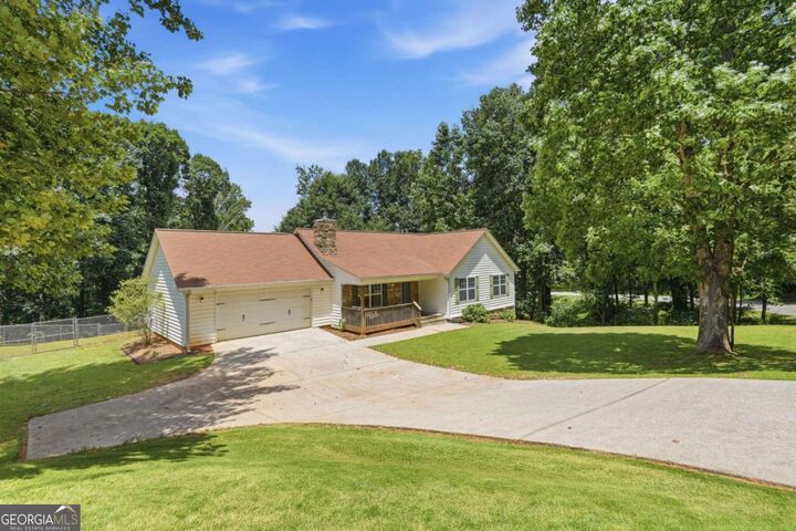 Property Photo: 309 Barney Fields Road GA 30533