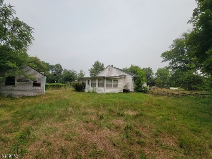 Property Photo:  592 Equator Ave  NJ 08873 