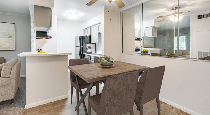 Property Photo: 11810 Hammond Drive 701 TX 77065