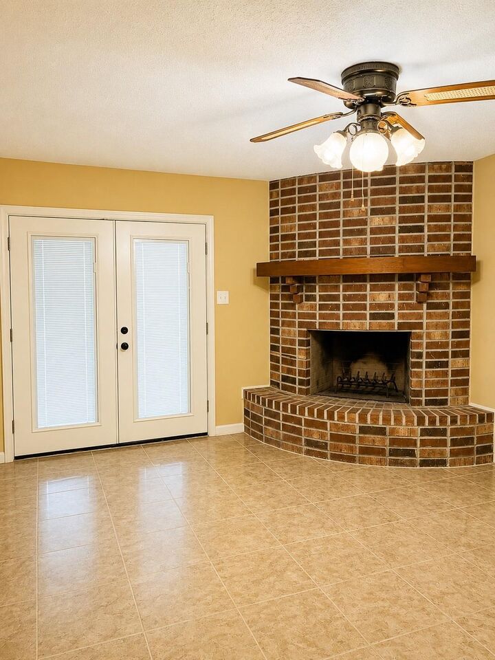 Property Photo: 2323 Shirley Street TX 77640