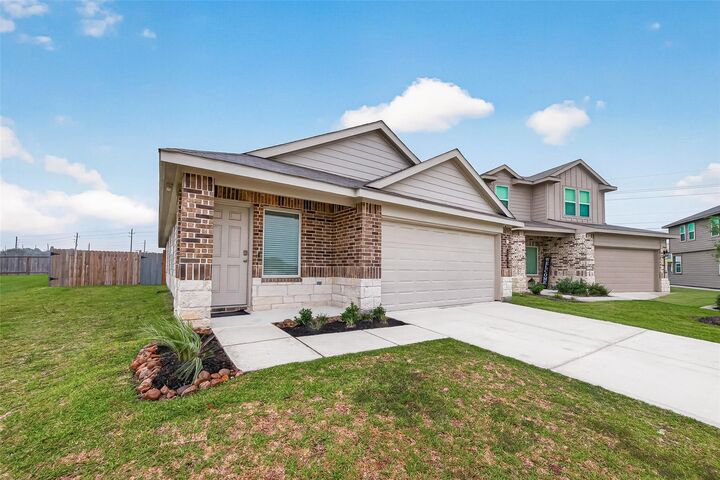 Property Photo:  2074 Legacy Hills Drive  TX 77067 