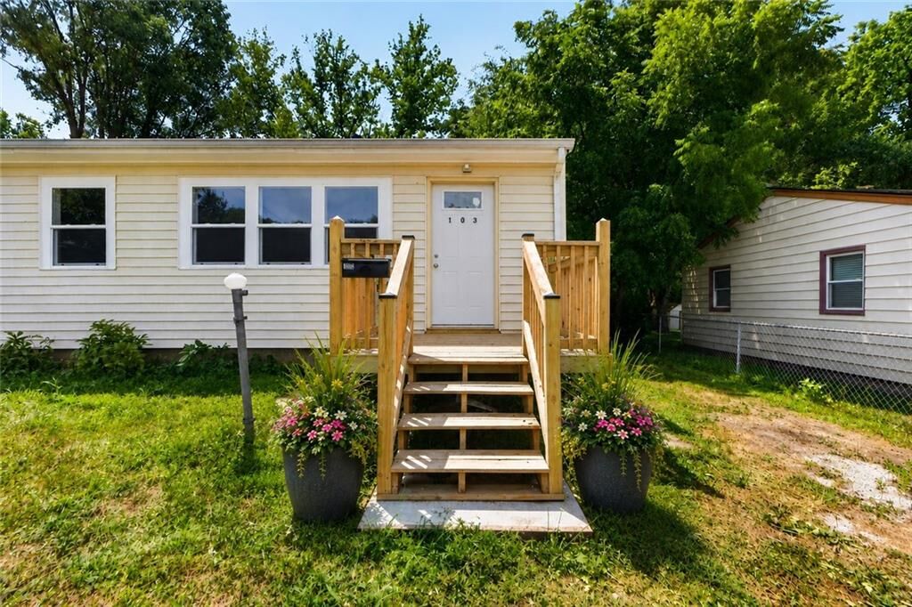 Property Photo:  103 Berton Road  MO 64024 