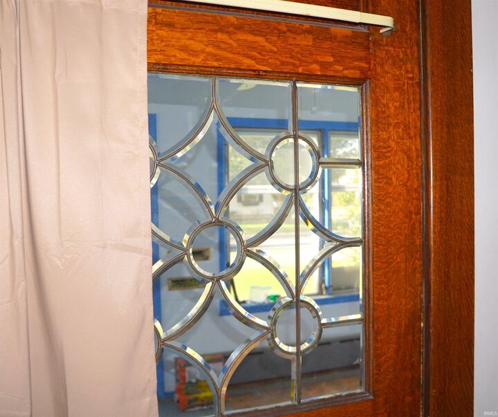 Property Photo:  304 N Main Street  IN 46725-1741 