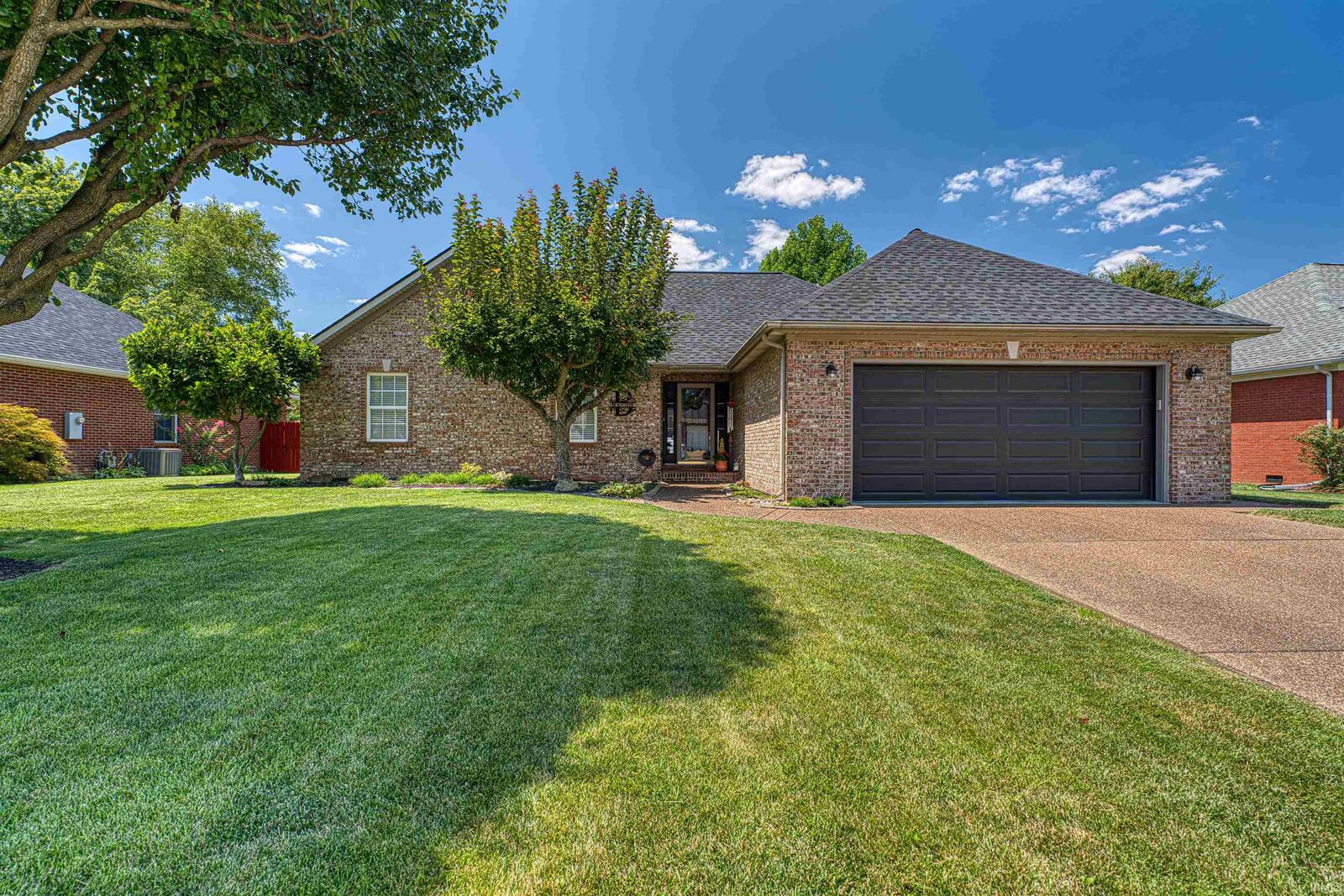 Property Photo: 123 Alexandria Drive IN 47630