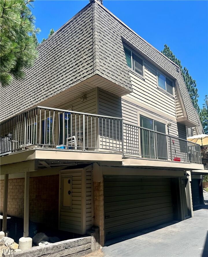 Property Photo: 820 Oriole Way 92 NV 89451