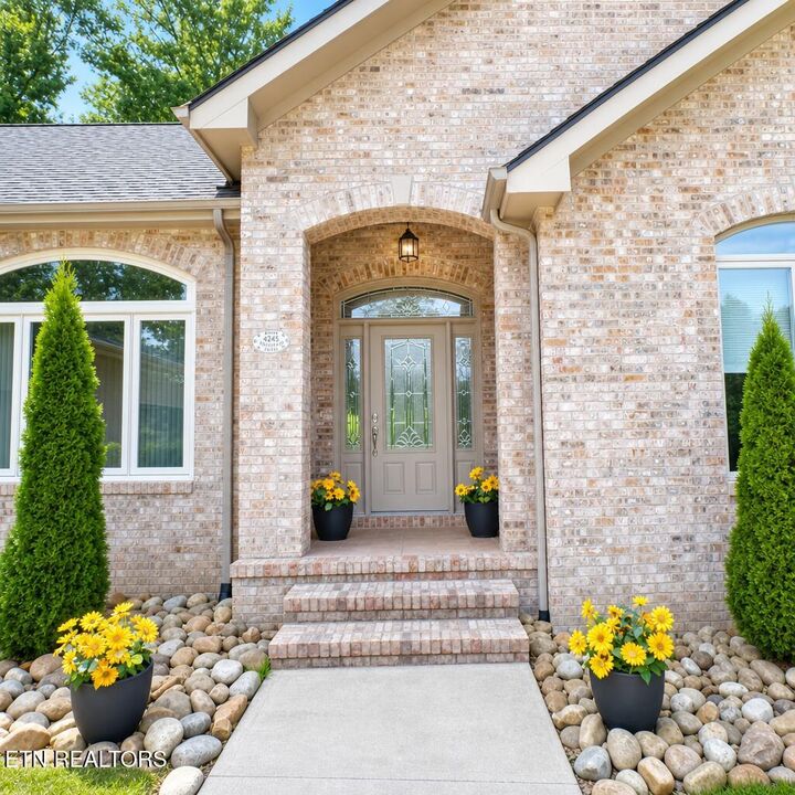 Property Photo: 25 Oakcrest Circle TN 38558