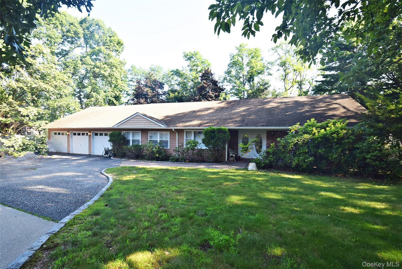 Property Photo: 29 Ivy Hill Drive NY 11787