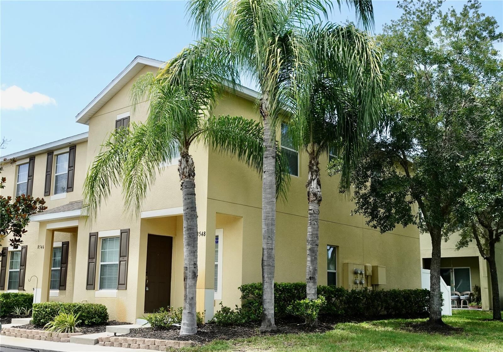 Property Photo:  8548 Gablebend Way  FL 33647 