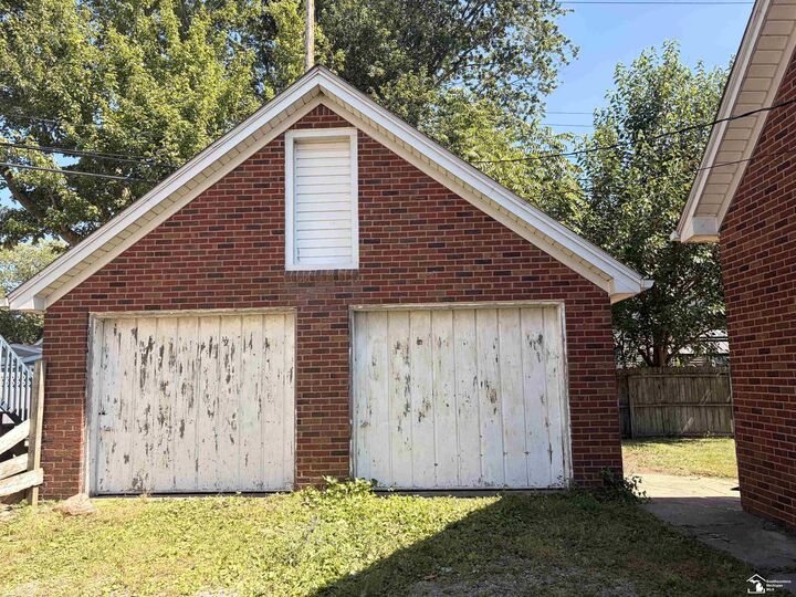 Property Photo:  3758 N Dixie Highway  MI 48162 