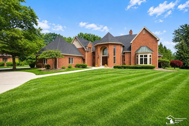 Property Photo:  5481 Teakwood Drive  MI 48161 
