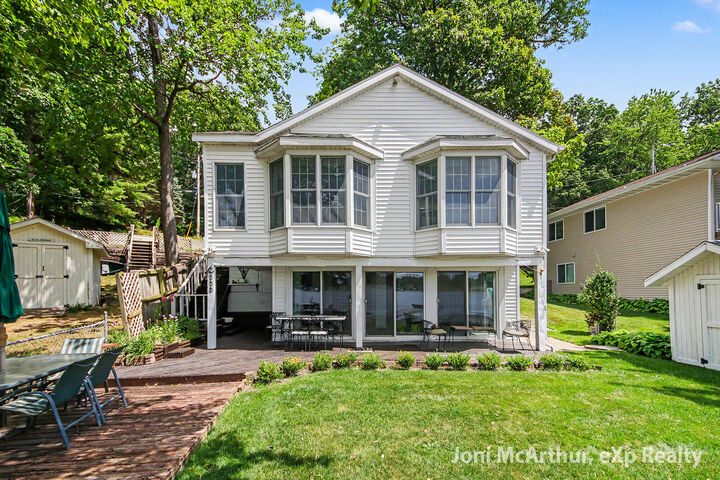 Property Photo:  11613 Orchard Park Drive NE  MI 49345 