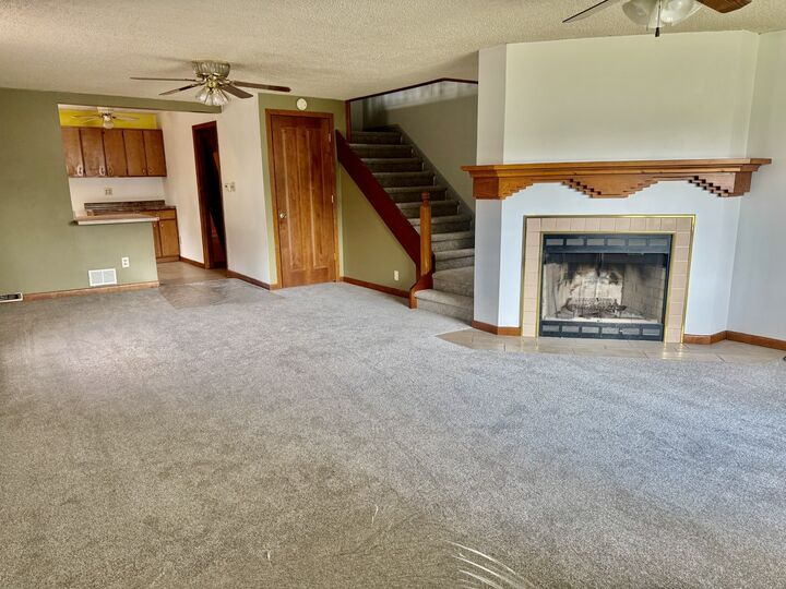 Property Photo: 1521 1st Street IL 61354