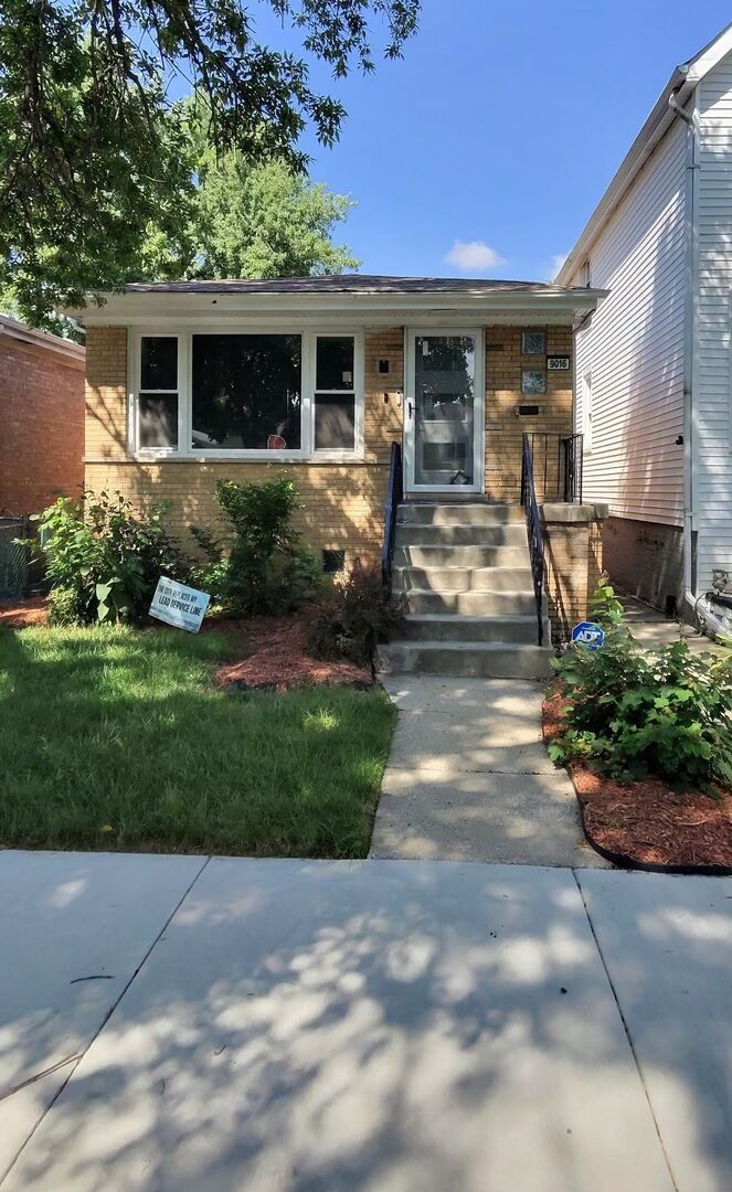 Property Photo: 9016 S Lowe Avenue IL 60620