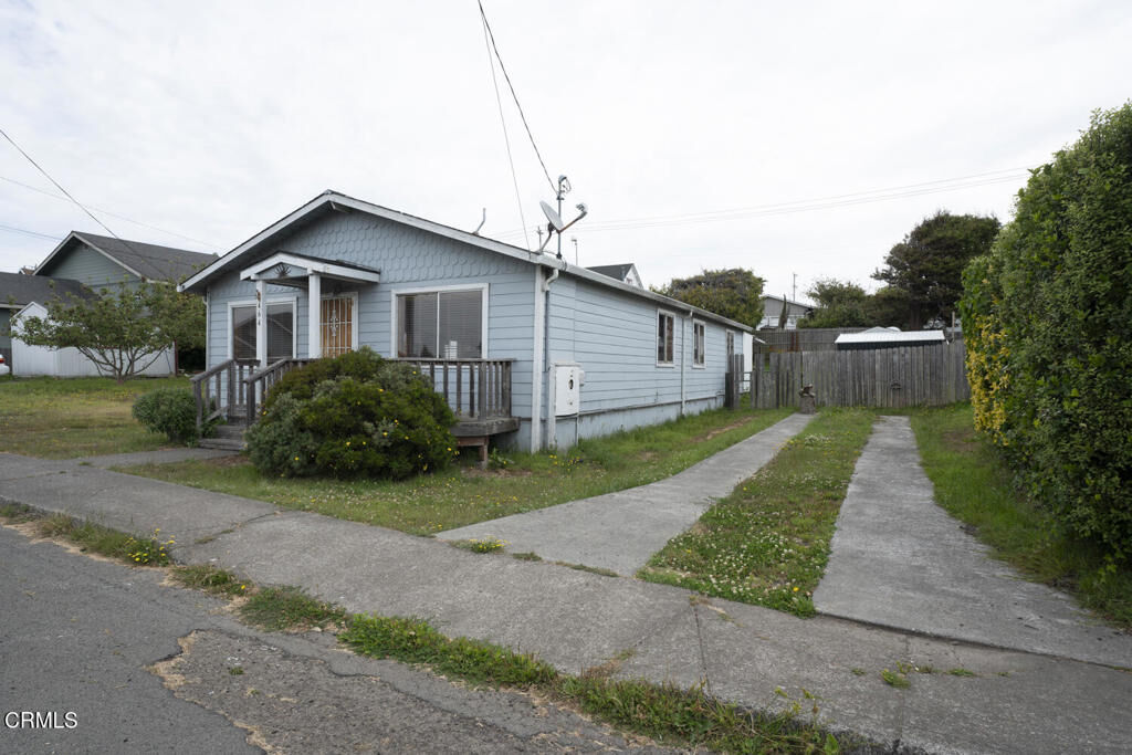 Property Photo:  464 S Whipple Street  CA 95437 