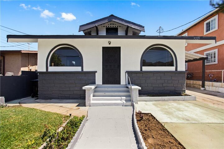 Property Photo:  3225 Winter  CA 90063 