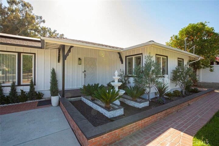 Property Photo:  10431 Johanna Street  CA 91040 