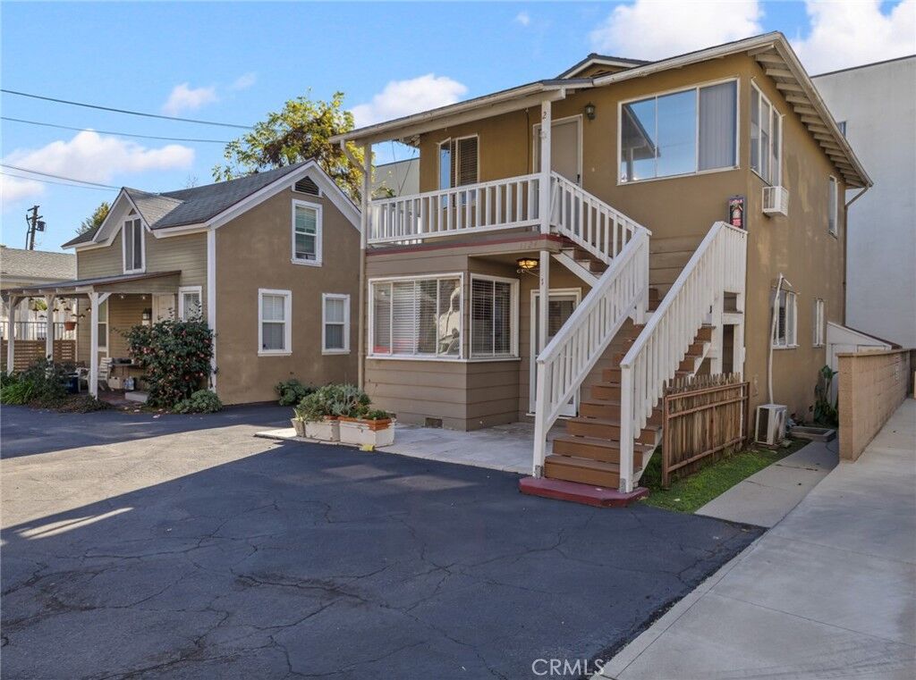 Property Photo: 1124 Cordova Street 2 CA 91106