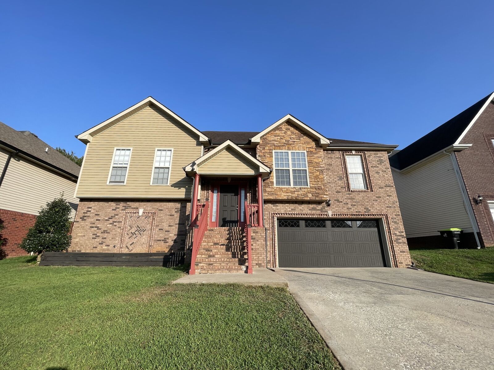 Property Photo: 2485 Senseney Dr TN 37042