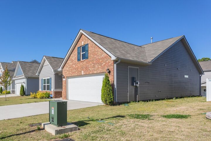 Property Photo: 517 Morgan Meadows Way TN 38401