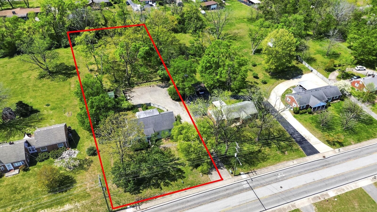Property Photo:  118 S Graycroft Ave  TN 37115 