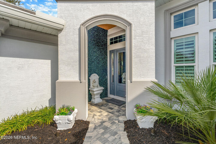 Property Photo: 241 Conservatory Drive FL 32137