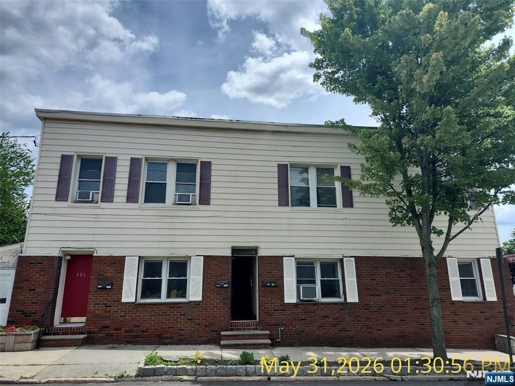 Property Photo:  301 Copeland Avenue  NJ 07071 