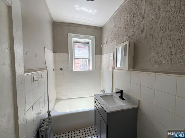 Property Photo: 16 Irving Street B1 NJ 07104