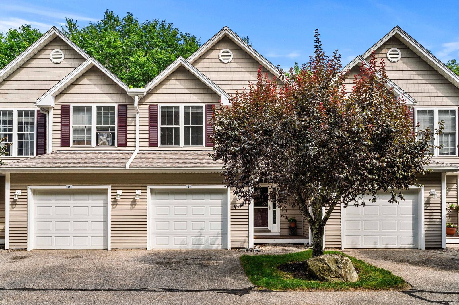 Property Photo:  3 Plum Lane  NH 03857 
