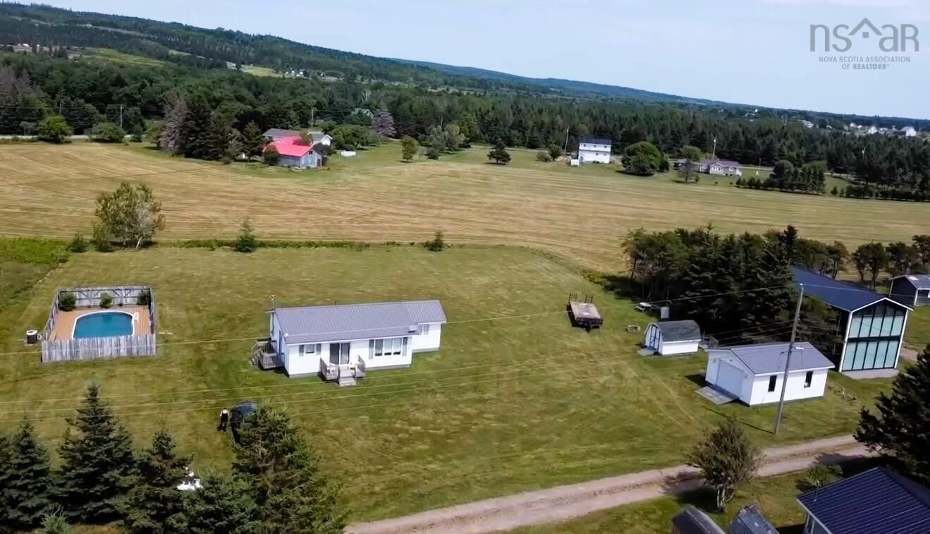 Property Photo:  74 Brickhills Lane  NS B0M 1B0 