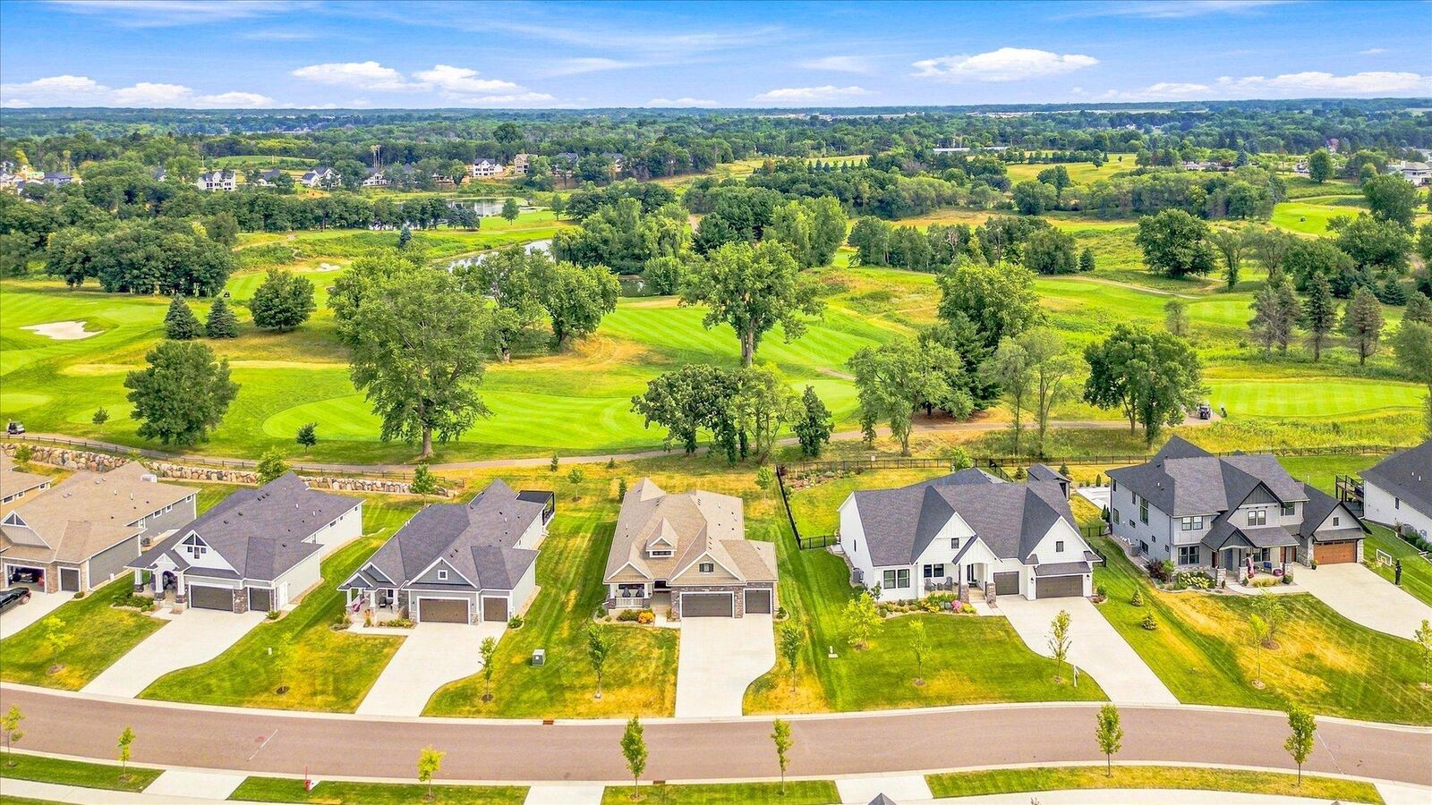 Property Photo:  1471 Palmer Drive N  MN 55042 