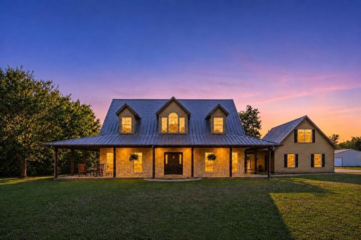 Property Photo:  340 County Road 3585  TX 75437 