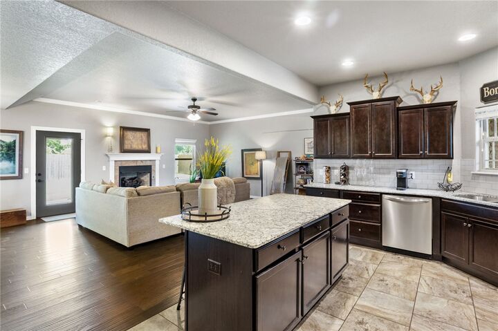Property Photo:  1898 S Harding Place  AR 72701 