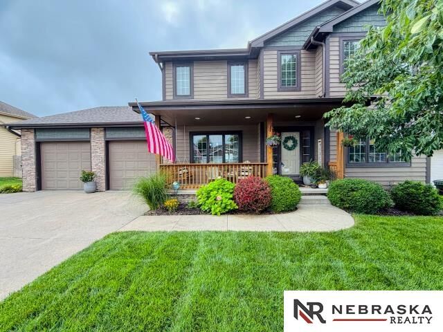 Property Photo:  10708 S 214th Street  NE 68028 