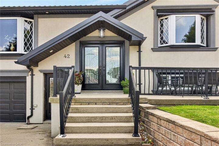 Property Photo: 42 Rama Court ON L8W 2B3
