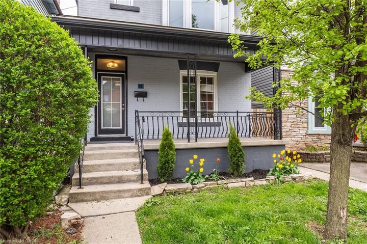 Property Photo:  86 Smith Avenue  ON L8L 5P1 