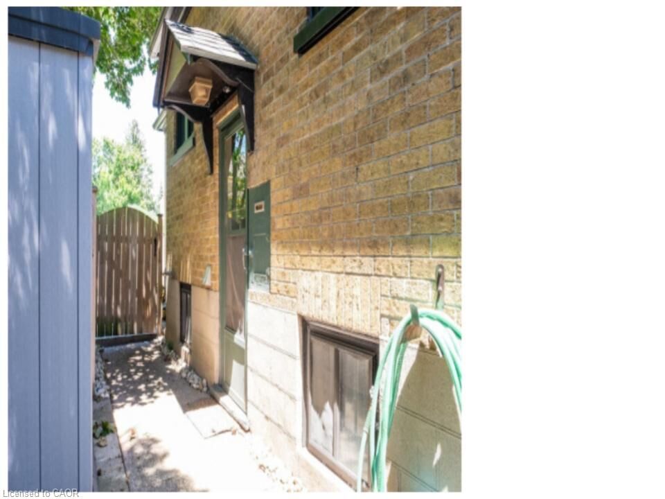 Property Photo: 28 Spring Street W Lower Level ON N2L 2Z8