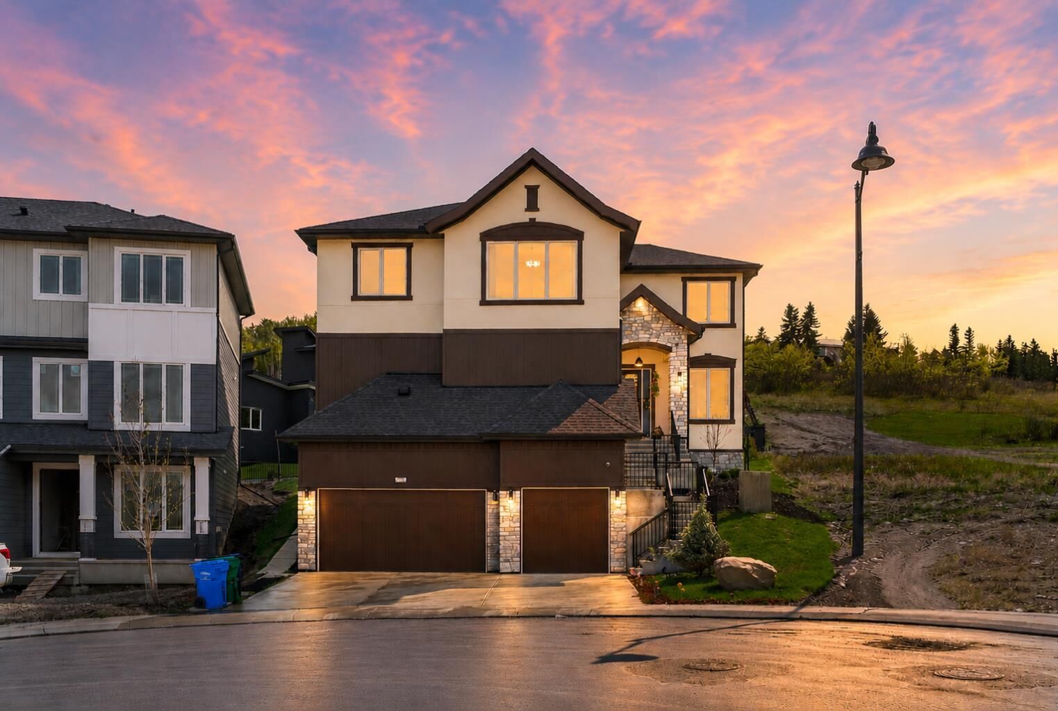 Property Photo:  148 Crestridge Terrace SW  AB T3B 6K5 