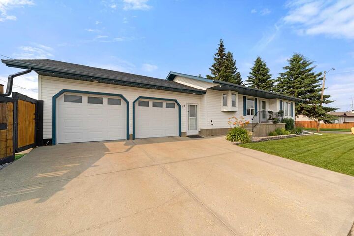 Photo de la propriété:  14 3 Avenue  AB T0B 1W0 