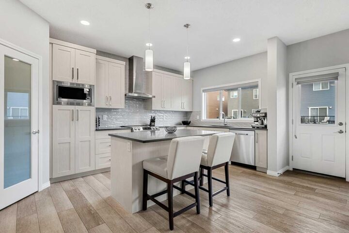 Property Photo: 1020 Chinook Gate Heath SW AB T4B 5C9
