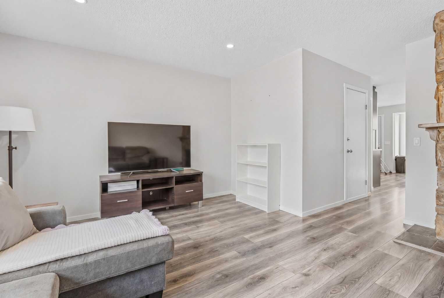 Property Photo: 84 Falconridge Place NE AB T3J 1A6