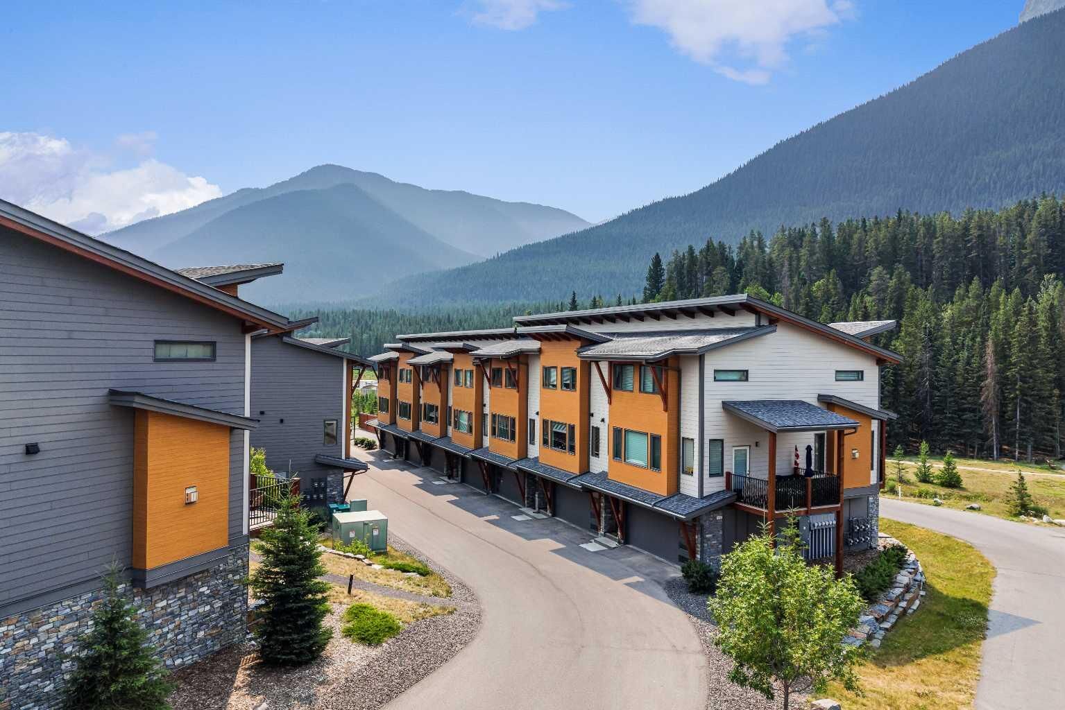 Property Photo: 1101 Three Sisters Parkway 105J AB T1W 0G6